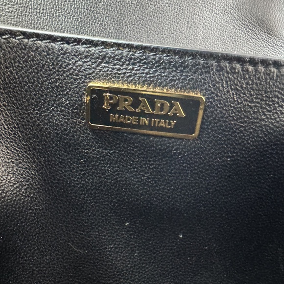 Prada Cahier leather shoulder bag - Picture 7 of 9